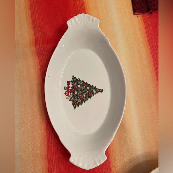 Vintage Sea Gull Fine China~ Christmas Tree Casserole Serving Dish - Picture 1 of 3
